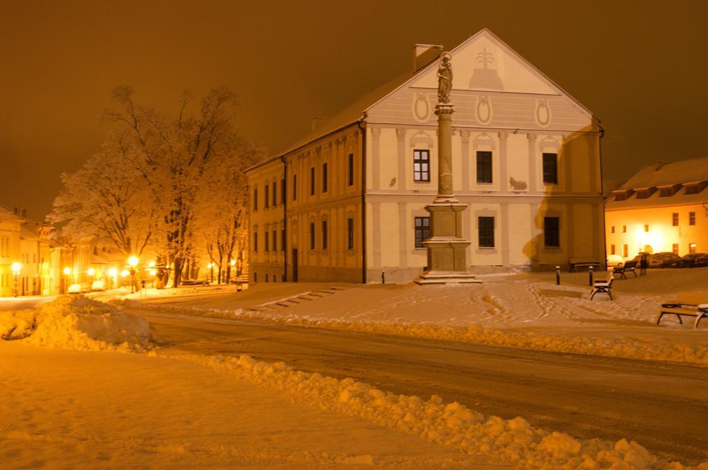 Vila Pod Bránou Poprad Exterior foto